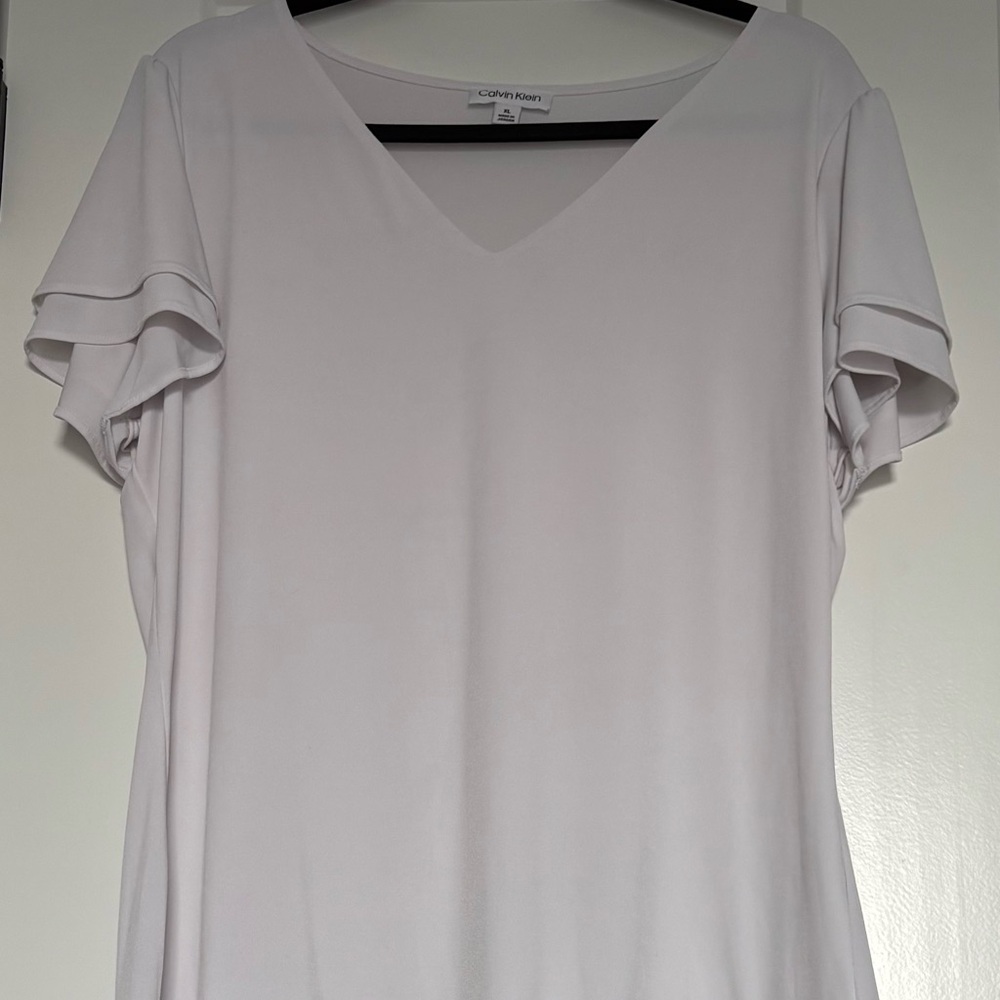 Calvin Klein Women's Soft White Flutter Sleeve Blouse